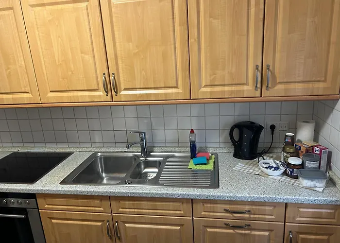 Bahnhofsnahe, Ruhige Und Sonnige 2 Zimmerwohnung In Der Mosbacher Strasse Wiesbaden